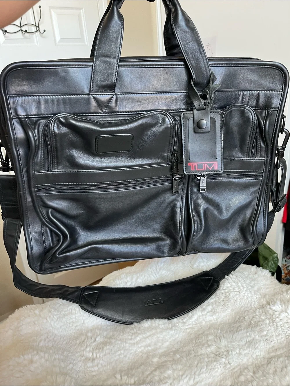 Tumi Black Leather Multi-Pocket Briefcase with Shoulder Strap